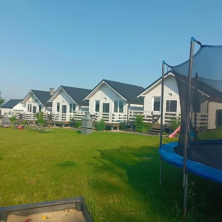 R&R Mielno Domki Letniskowe Exteriör bild